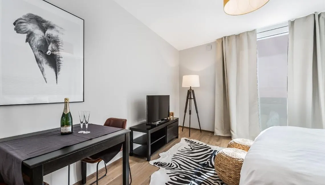 Noirettes 24-7 Keyless Entry By Homenhancement Geneva Apartment