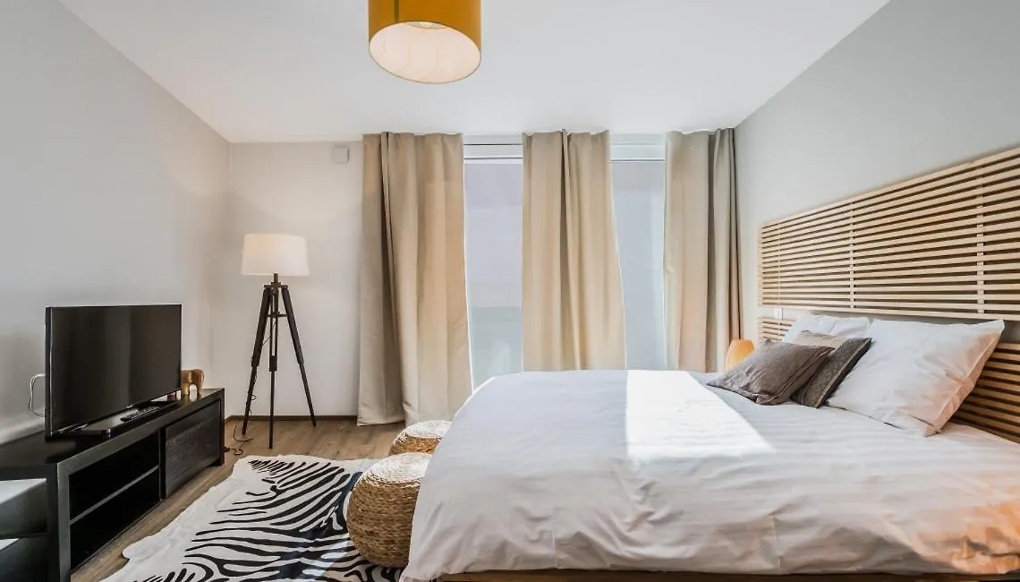 Apartment Noirettes 24-7 Keyless Entry By Homenhancement Geneva