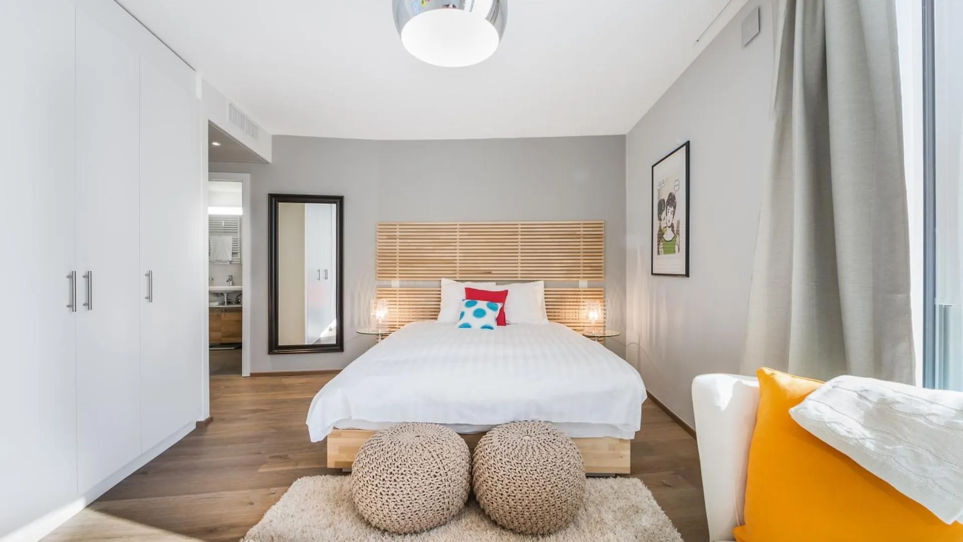 Apartment Noirettes 24-7 Keyless Entry By Homenhancement Geneva